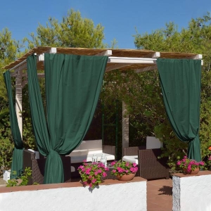 zaslona-tarasowa-wodoodporna-kolor-zielen-butelkowa-150x250-cm-1_1x1-1.jpg
